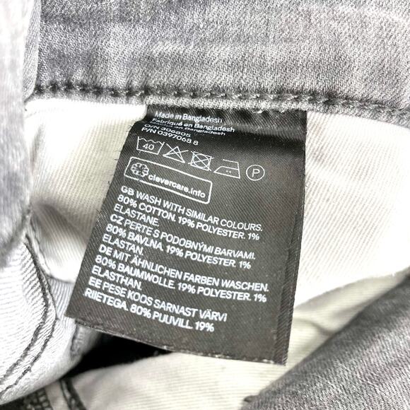 & DENIM H&M Gray Distressed Ripped Denim Skinny Jeans - Picture 4 of 10
